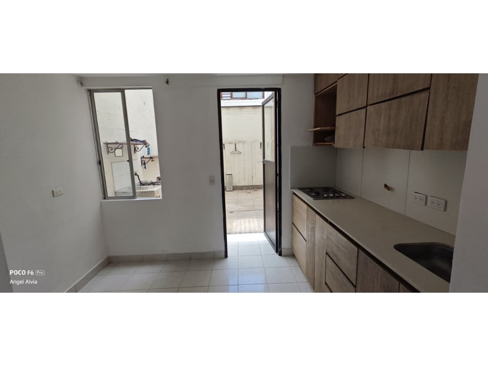 Casa en Arriendo y Venta sector Loma del Indio Medellín — foto 5