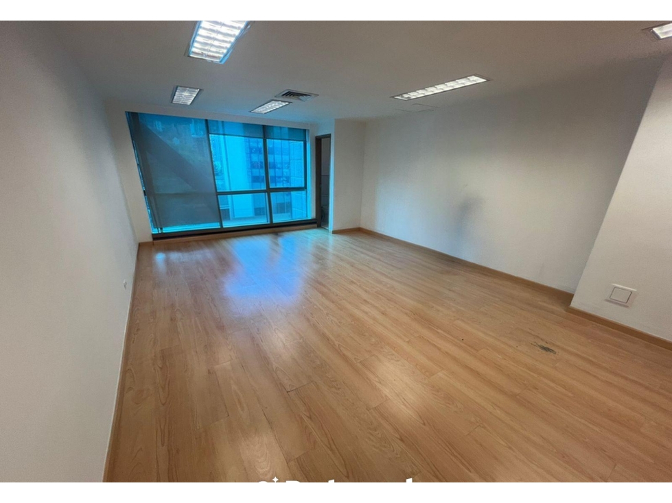 Oficina en Arriendo Los Balsos Medellin — foto 5