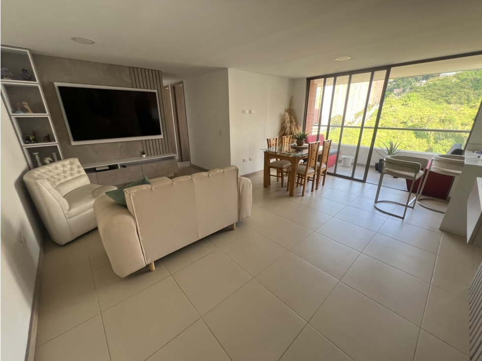 Hermoso Apartamento en Venta Sector Alto De las Flores — foto 3