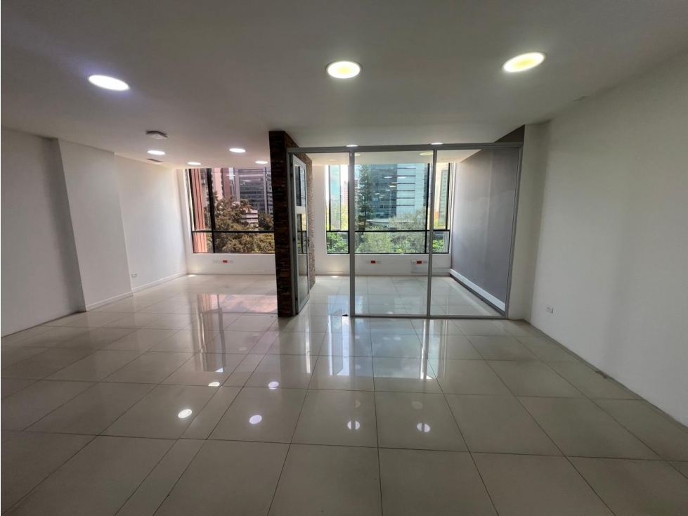 Oficina En Arriendo Sector Milla De Oro - 5