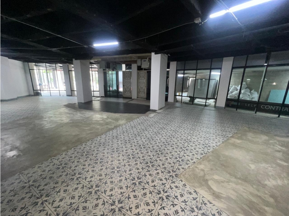 Local En Arriendo Sector Milla De Oro Medellín — foto 5