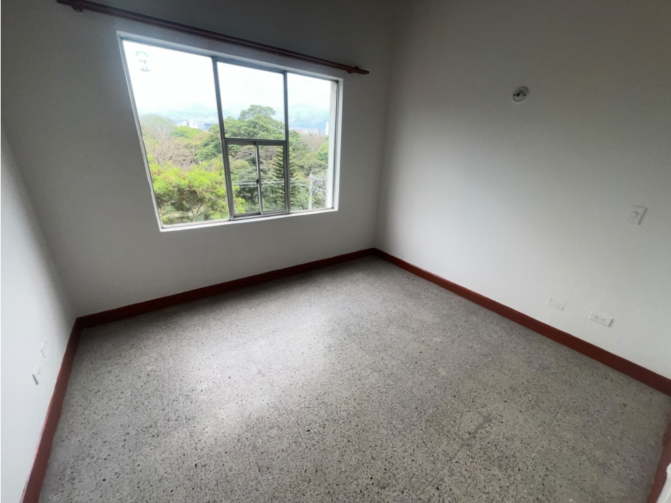 Apartamento En Arriendo Sector Laureles — foto 5
