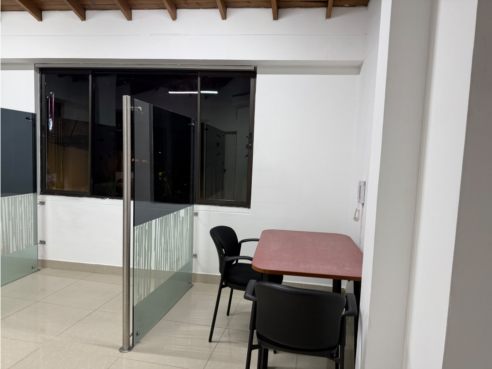 Oficina En Arriendo Sector Laureles - 5