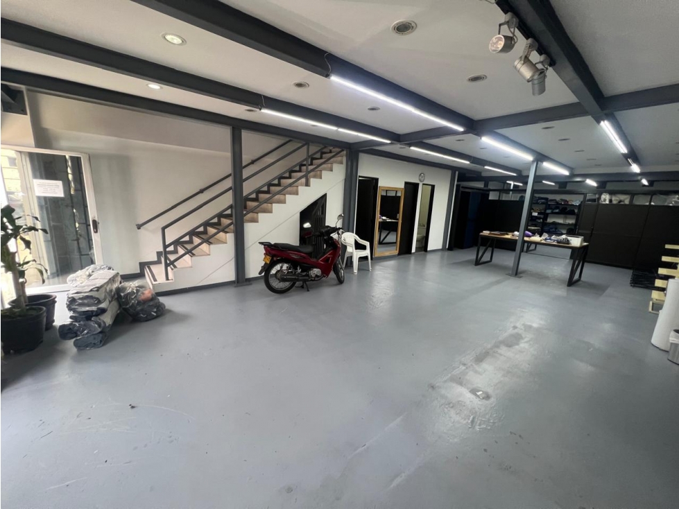 Bodega En Arriendo Y Venta Sector Cristo Rey — foto 5