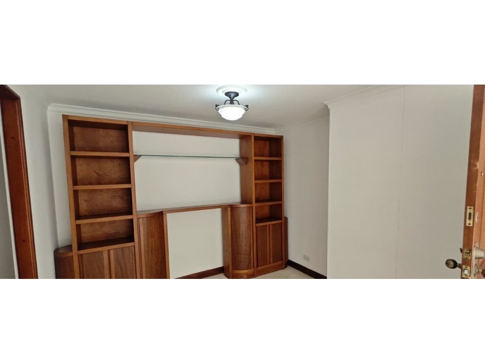 Apartamento En Arriendo Sector Patio Bonito — foto 5