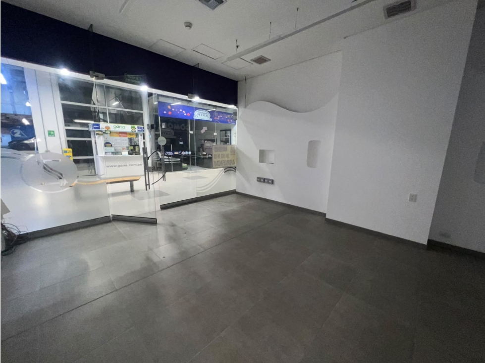 Local En Venta Sector Sevilla