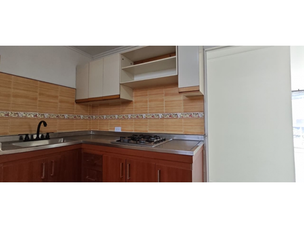 Apartamento En Arriendo Sector Conquistadores — foto 5