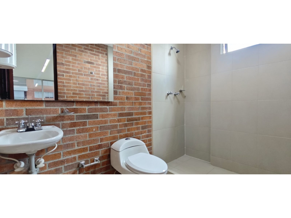 Oficina en Arriendo Loma de San Julian Medellin — foto 5
