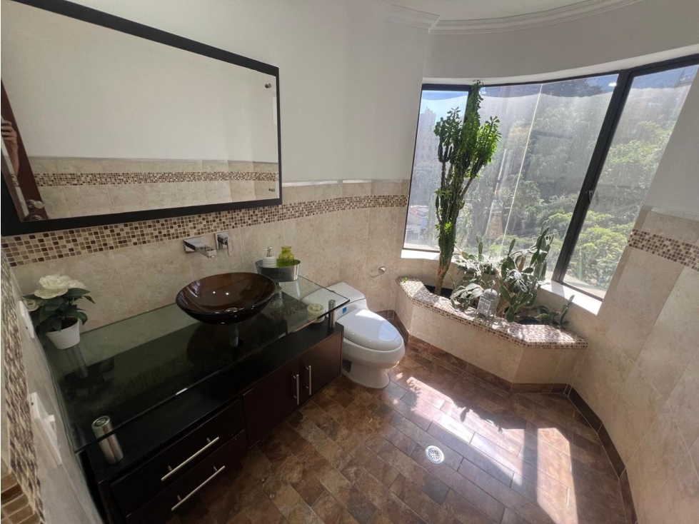 Apartamento en Arriendo Los Balsos Medellin — foto 5
