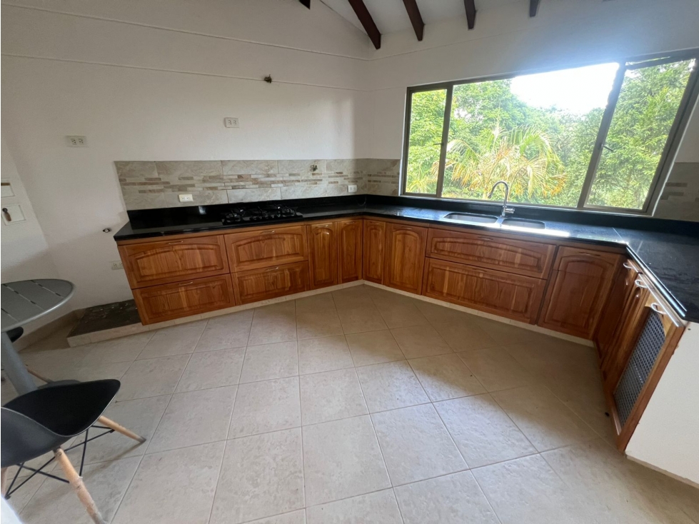 Hermosa Casa En Venta y Arriendo Sector Lomas de Las Brujas — foto 6