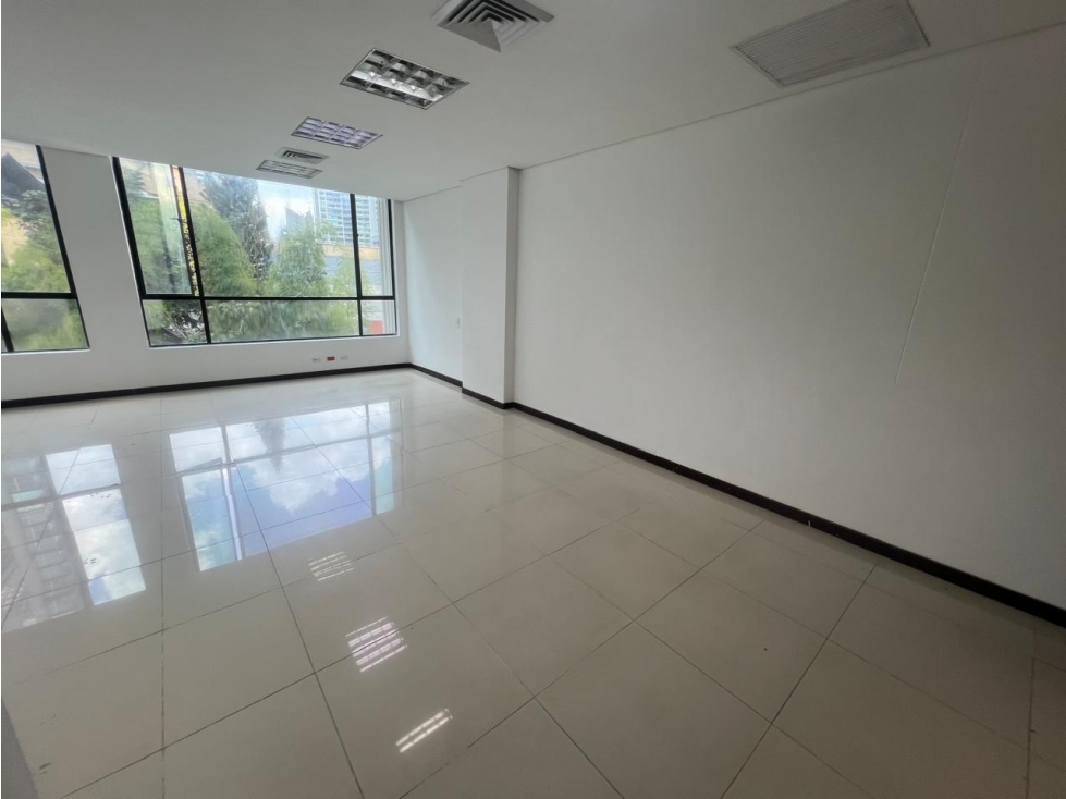 Oficina en Arriendo Milla de Oro Medellin — foto 6