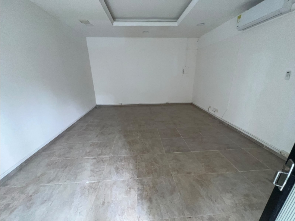 Local En Arriendo Sector Milla de Oro - 6