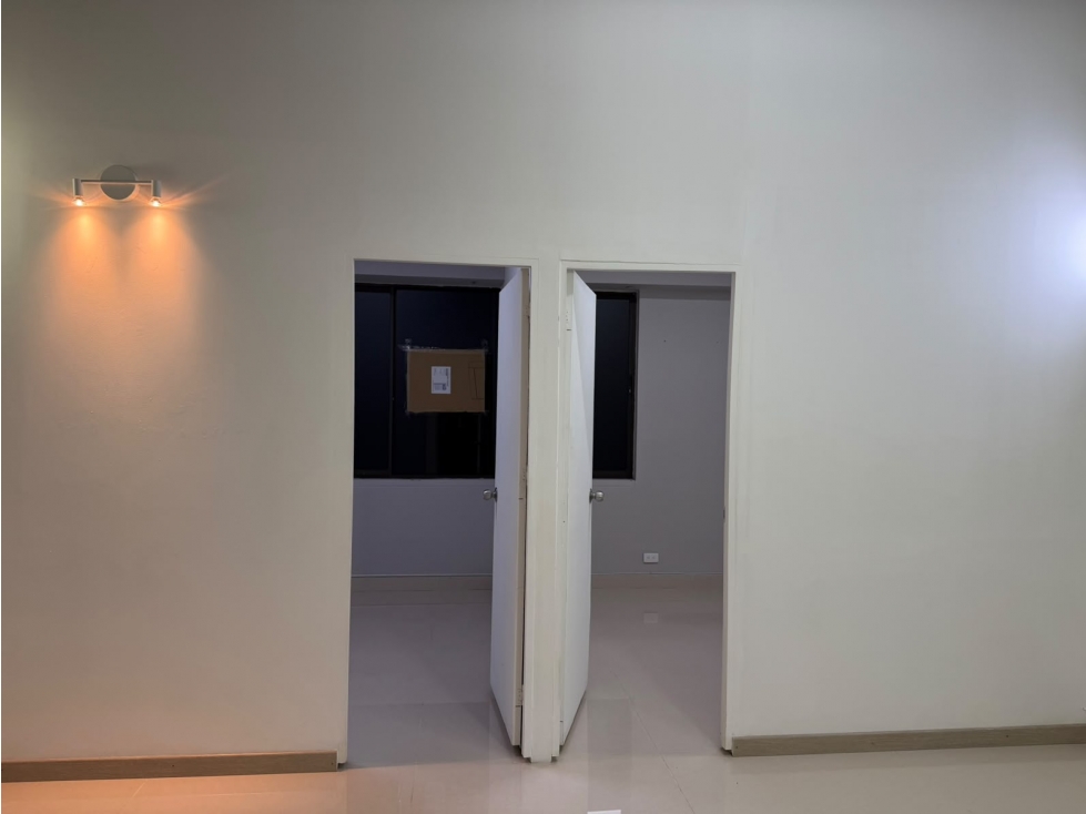 Oficina En Arriendo Sector Laureles - 6