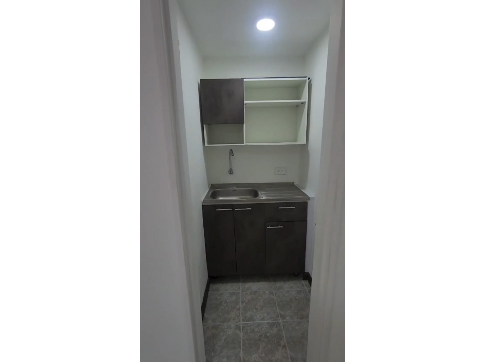 Oficina En Arriendo Y Venta Sector La Candelaria — foto 6