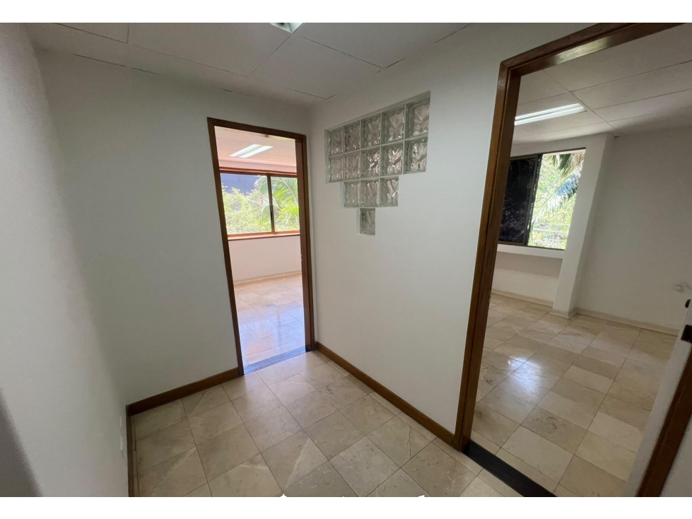 Oficina En Venta Y Arriendo Sector Conquistadores - 6