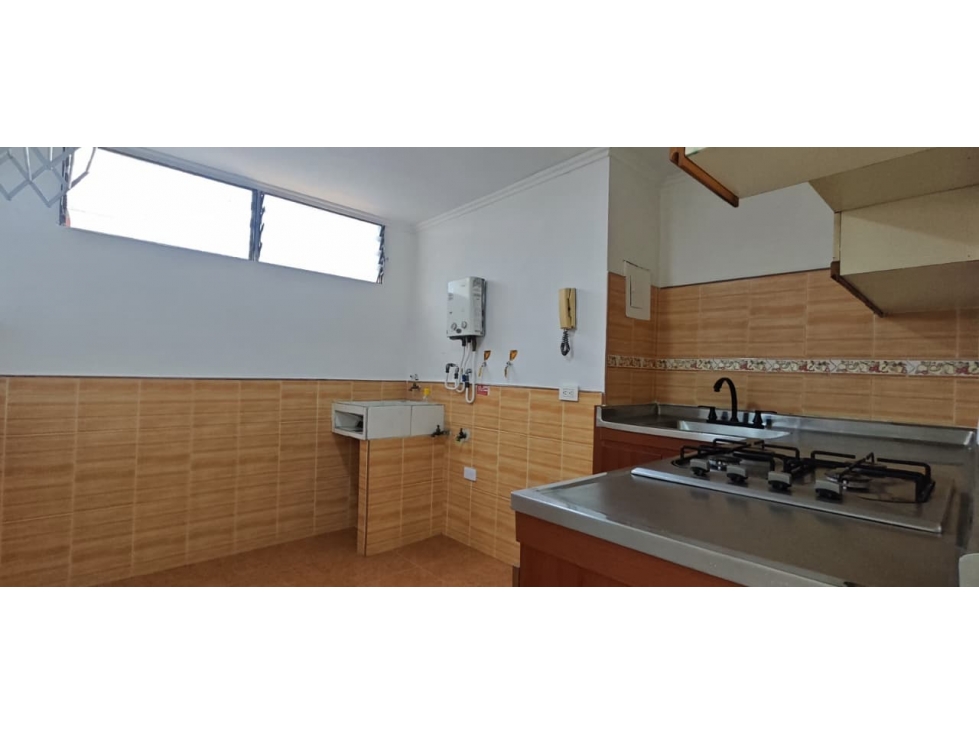 Apartamento En Arriendo Sector Conquistadores — foto 6