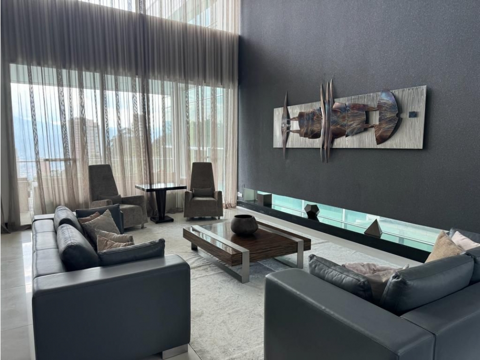 Casa en Venta y Arriendo Los Balsos Medellín — foto 2