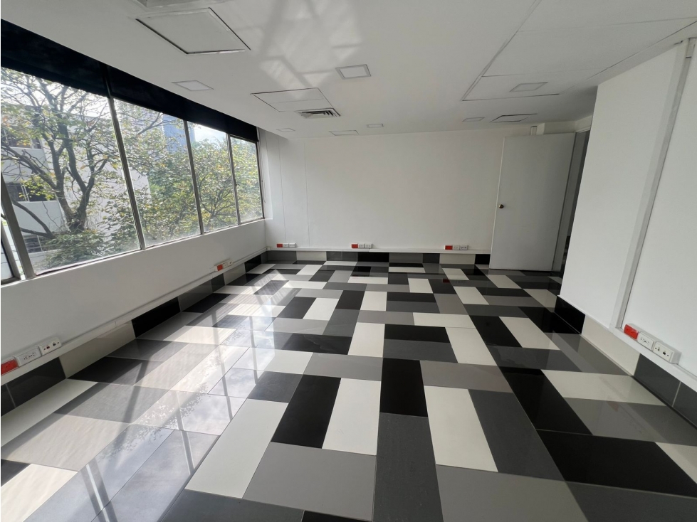 Oficina en Arriendo El Campestre Medellín — foto 6