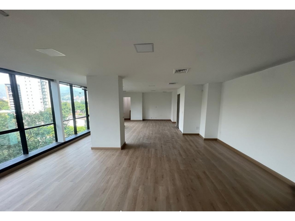 Oficina en Arriendo Las Vegas Medellín — foto 5