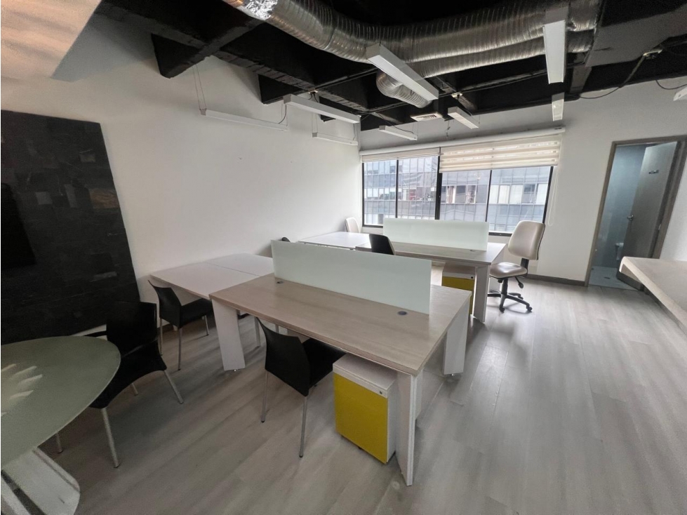 Oficina en Arriendo Milla de Oro Medellín — foto 5