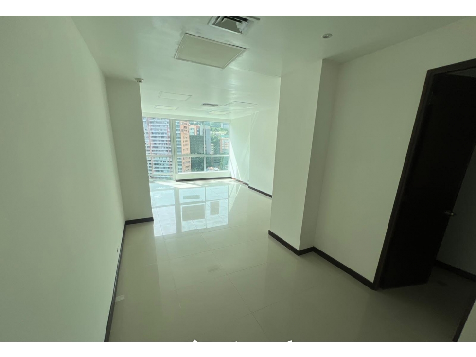 Oficina En Arriendo Sector El Tesoro - 6