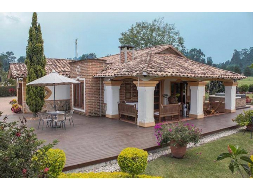 Espectacular Casa en Llanogrande
