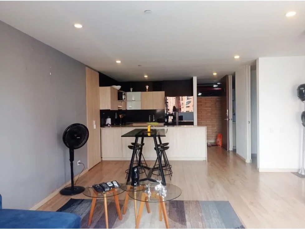 Apartaestudio en Arriendo Loma Los González Medellín — foto 3