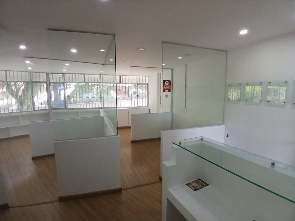Oficina en Arriendo y Venta Manila Medellín — foto 4