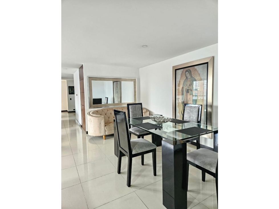 Apartamento en Arriendo Los Balsos Medellín — foto 3