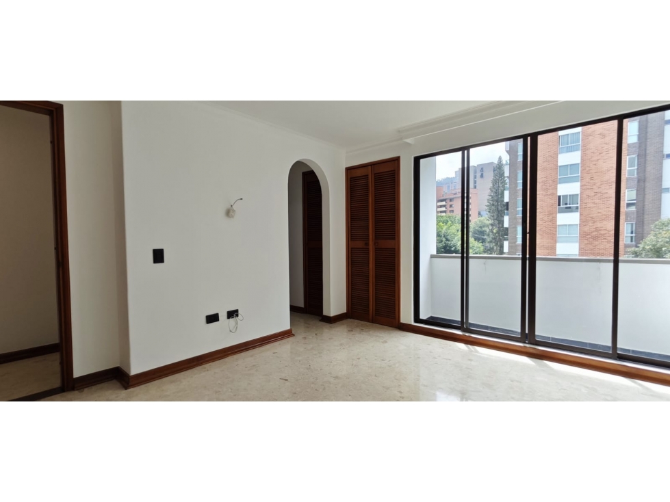 Apartamento en Arriendo Castropol Medellin — foto 3