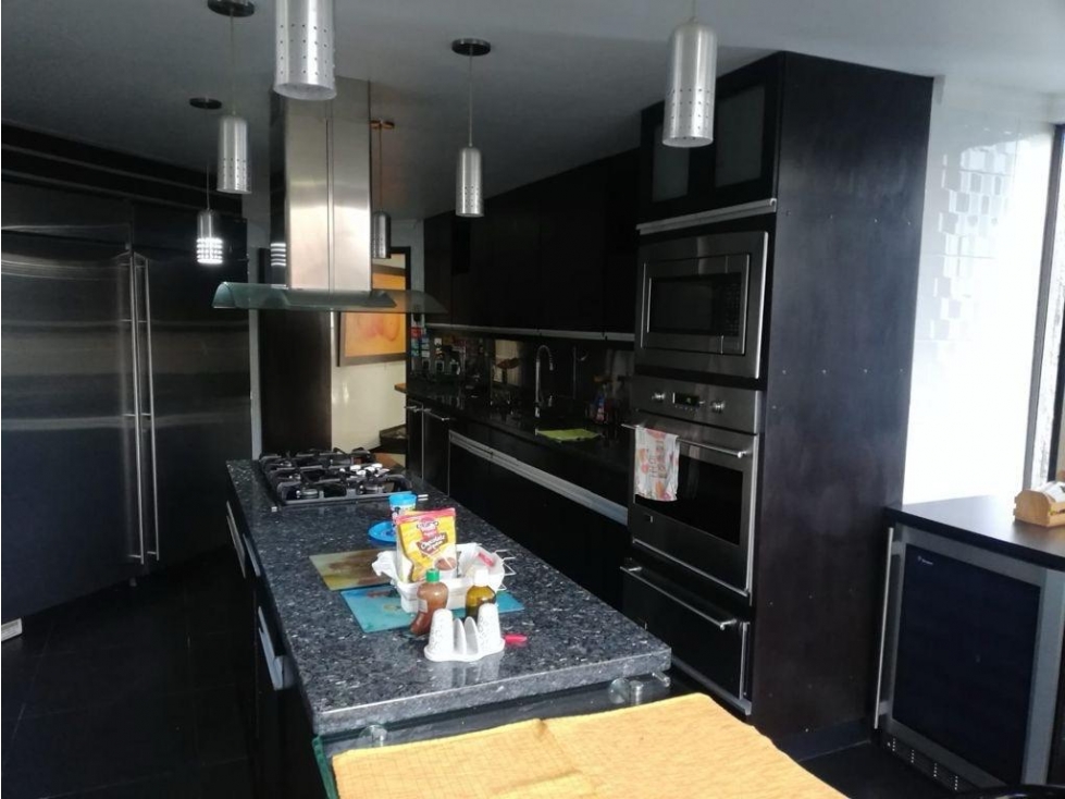 Apartamento en Venta y Arriendo Los Balsos Medellín — foto 5