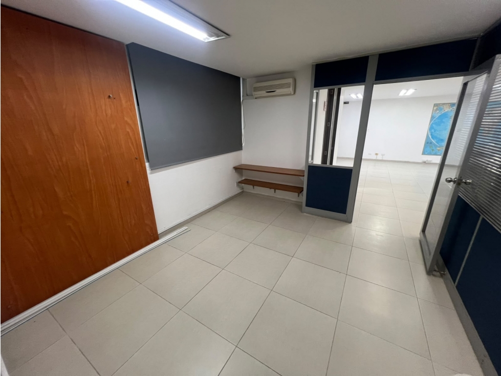 Oficina en Arriendo Los Balsos Medellín — foto 6