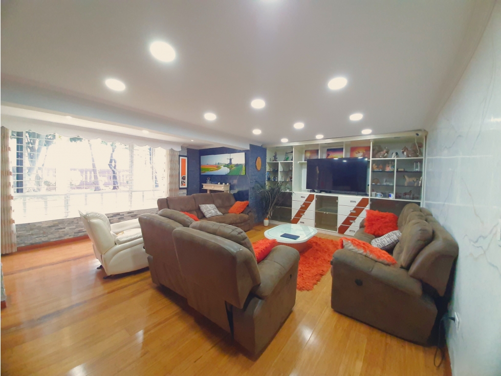 CASA EN VENTA EN MANDALAY - BOGOTA — foto 2