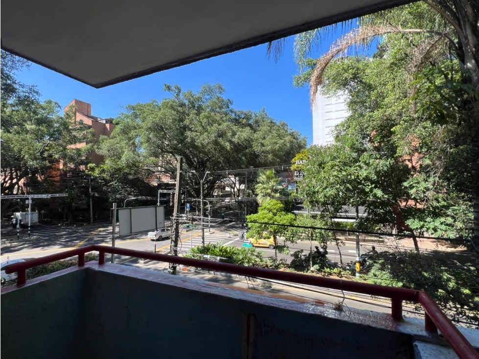 VENTA DE APARTAMENTO EN LAURELES MEDELLIN ANTIOQUIA