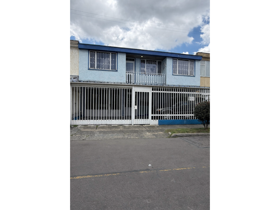 CASA EN VENTA EN NORMANDIA LOTE PRIVILEGIADO PARA CONSTRUIR - BOGOTA