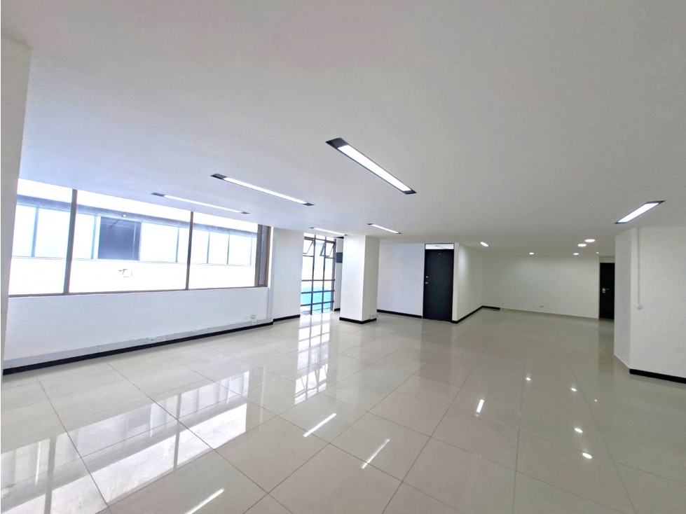 OFICINA EN ARRIENDO EN SAN PATRICIO - BOGOTA — foto 3