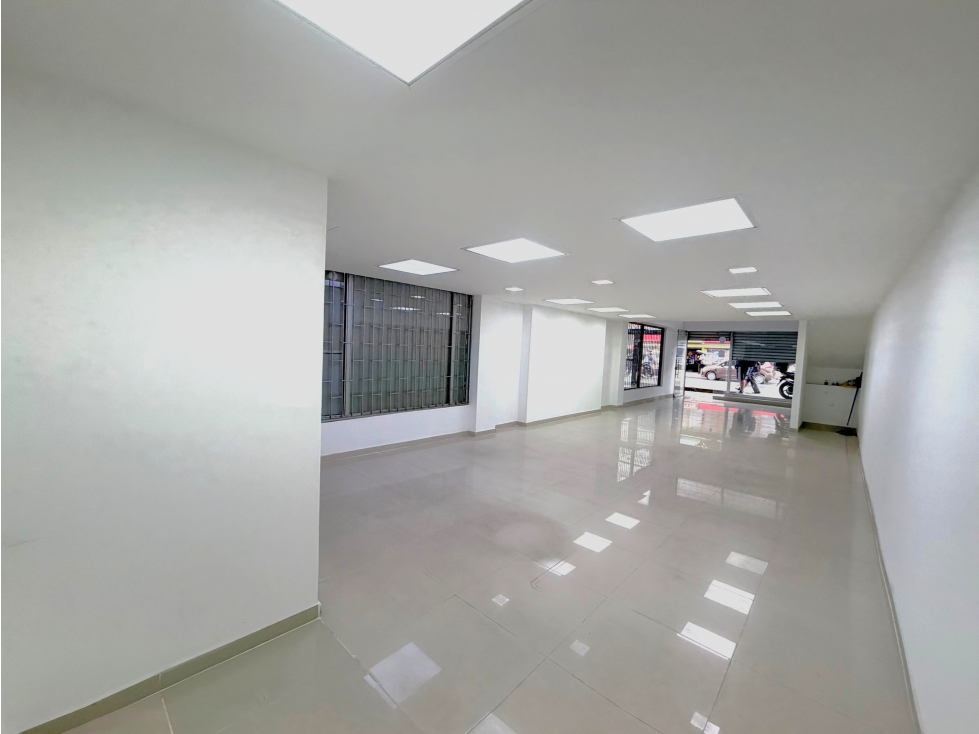 LOCAL COMERCIAL EN ARRIENDO EN CHAPINERO CENTRAL - BOGOTA
