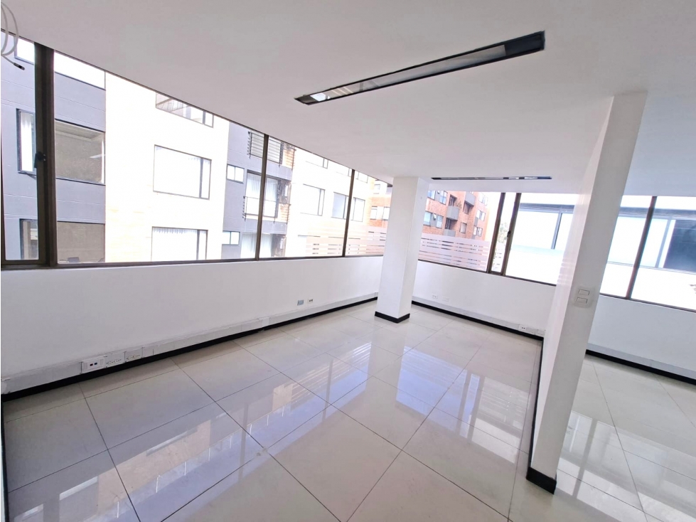 OFICINA EN ARRIENDO EN SAN PATRICIO - BOGOTA — foto 4