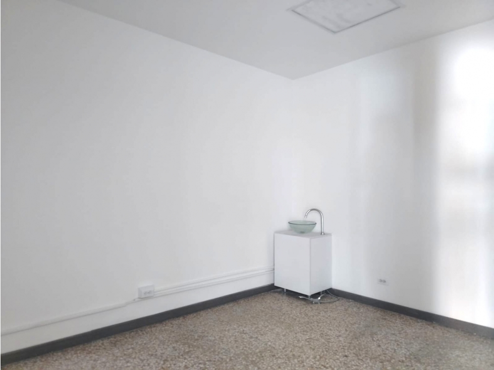 LOCAL COMERCIAL EN ARRIENDO EN METROSUR - BOGOTA — foto 5
