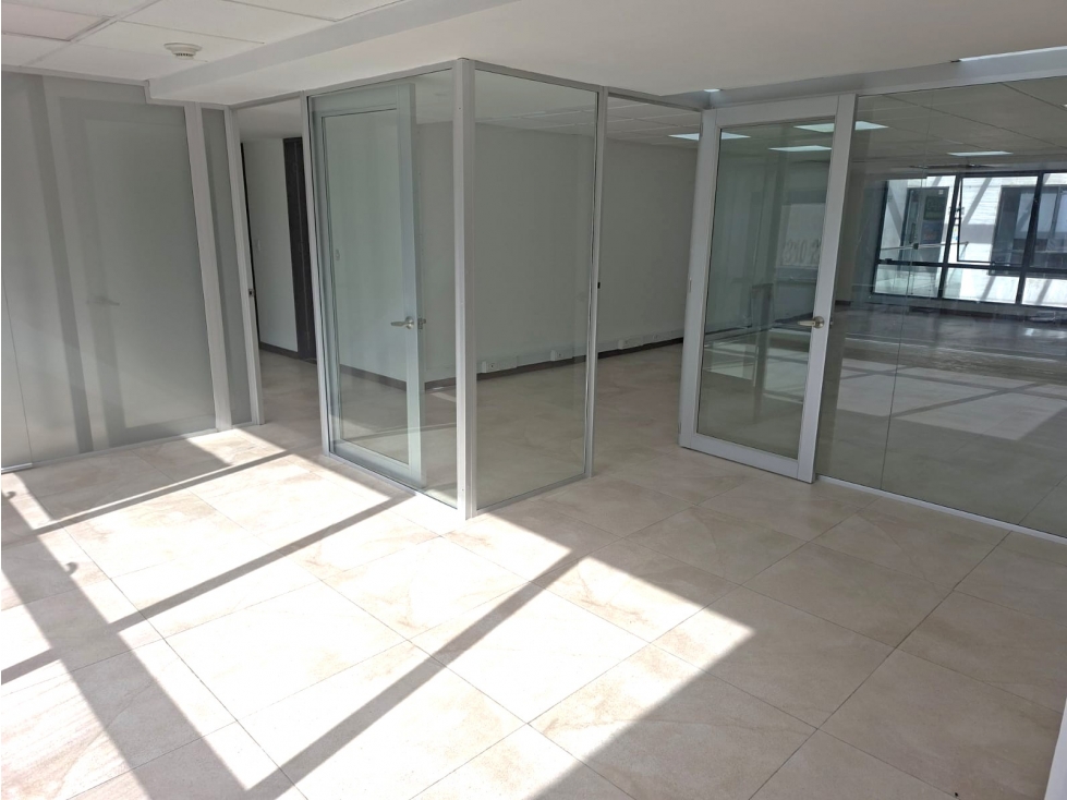 OFICINA EN ARRIENDO EN BELLAVISTA CHAPINERO - BOGOTA — foto 4