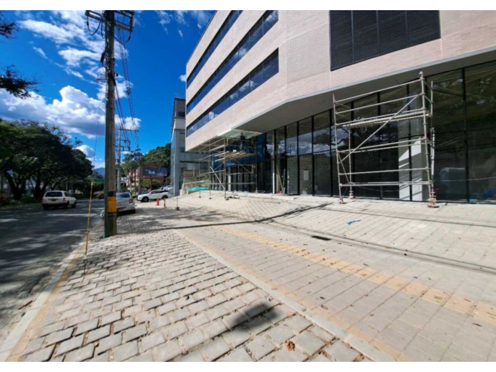 VENTA DE LOCAL EN EL POBLADO