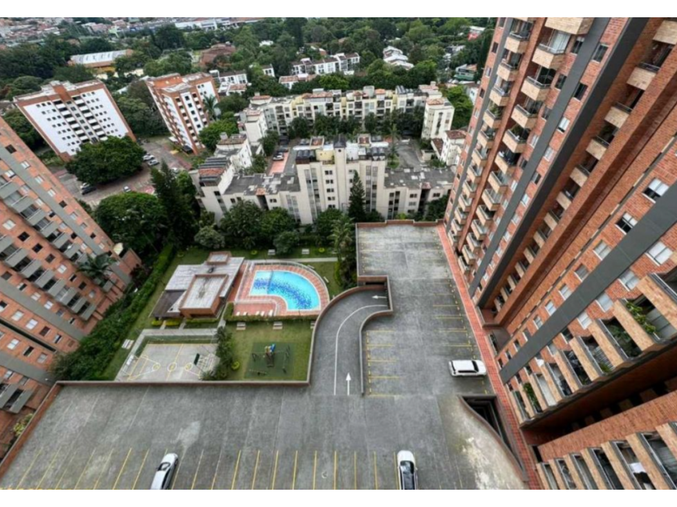 PENTHOUSE EN VENTA EN EL POBLADO — foto 2