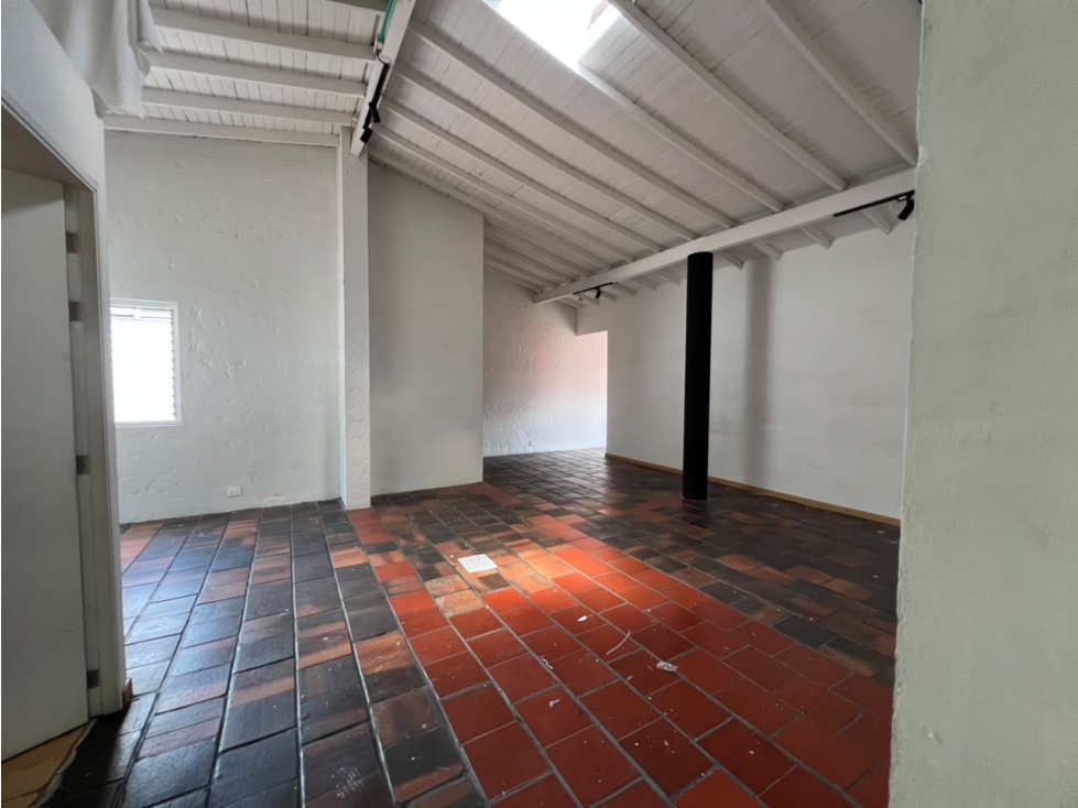 OFICINA EN ARRIENDO EN POBLADO — foto 4