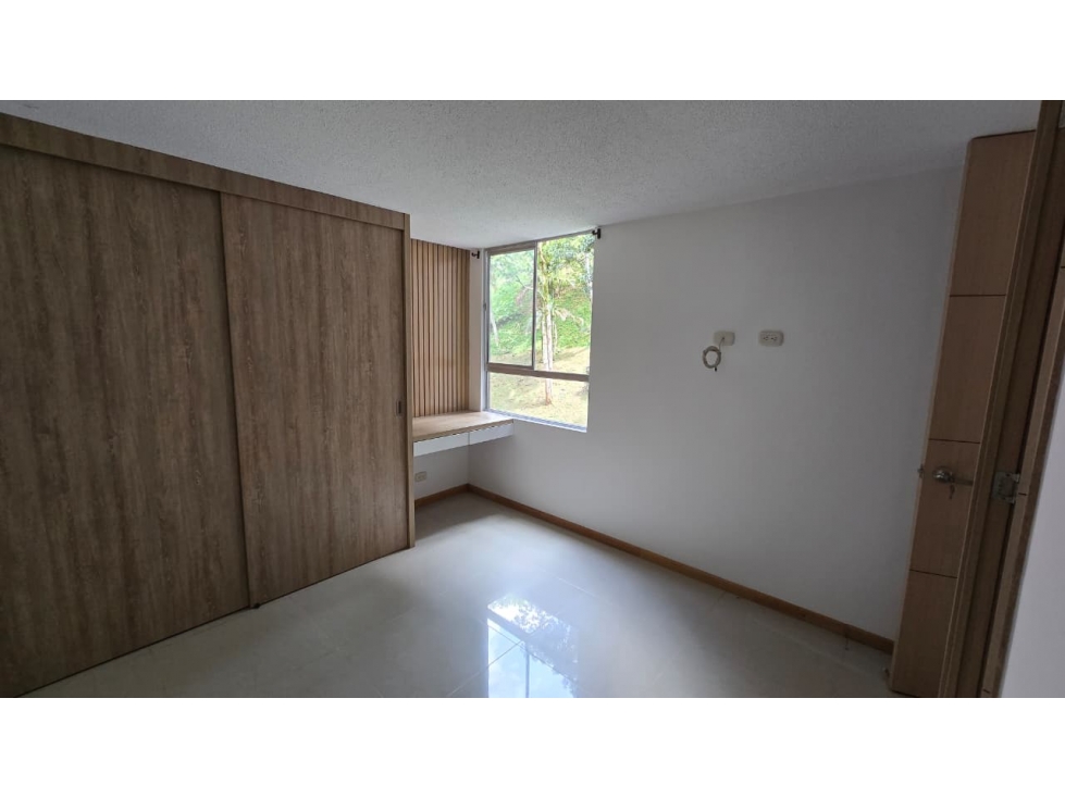 APARTAMENTO EN ARRIENDO EN ENVIGADO — foto 4
