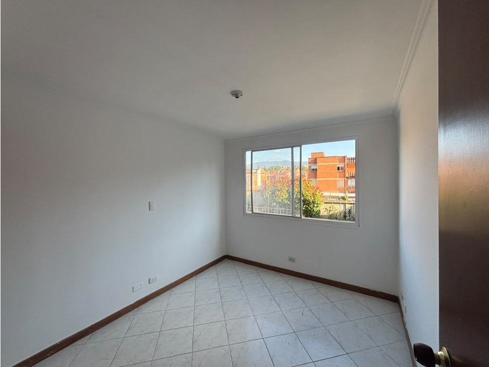 APARTAMENTO EN VENTA EN LOS MOLINOS — foto 6