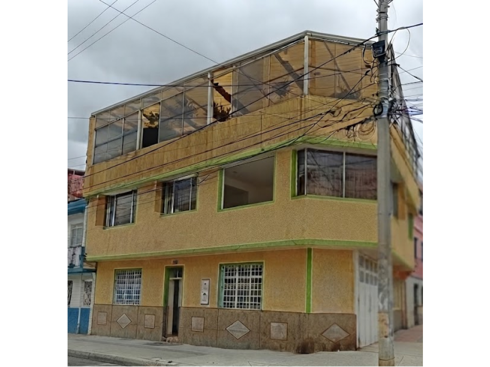 CASA EN VENTA EN EL CARMEN - BOGOTA