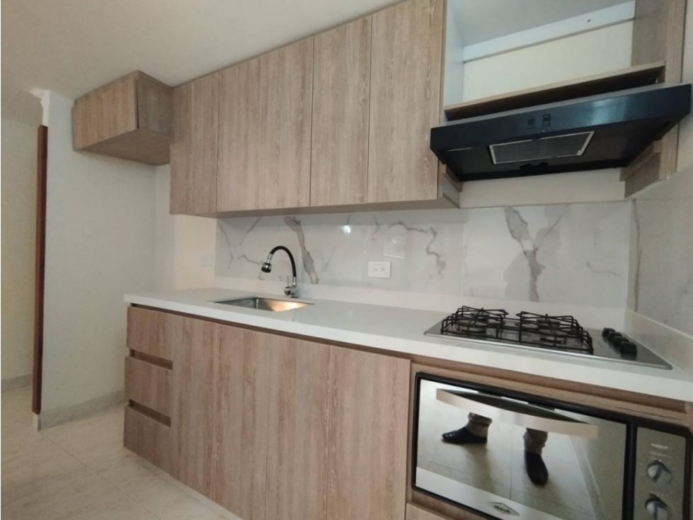 APARTAMENTO EN ARRIENDO EN LA LOMA DEL INDIO