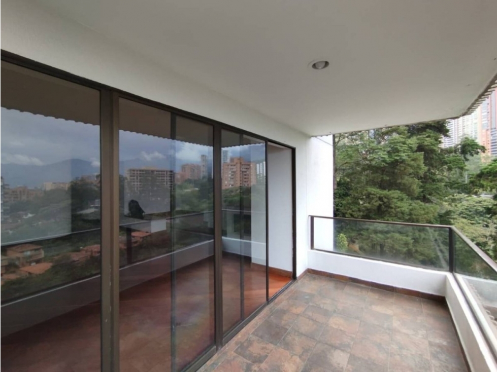 APARTAMENTO EN ARRIENDO EN LOS BALSOS