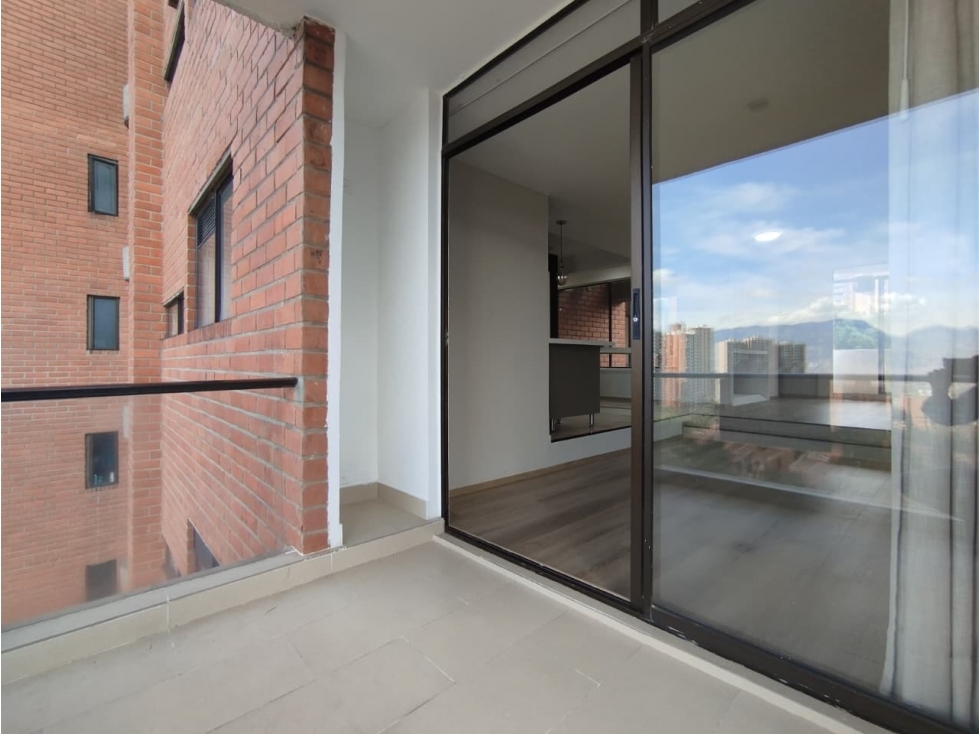 APARTAMENTO EN ARRIENDO EN EL POBLADO