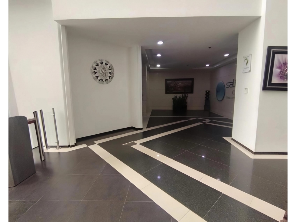 OFICINA EN ARRIENDO EN CIUDAD SALITRE - BOGOTA - 2